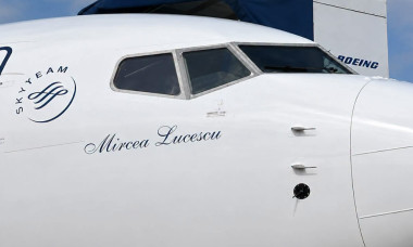 foto facebook tarom