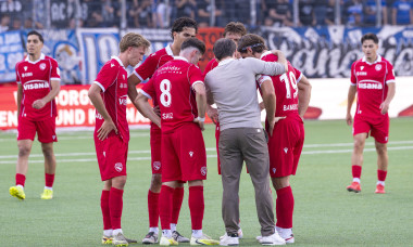 V.l.n.r. Tom Strannegard, Nassim Zoukit, Fabio Saiz, Trainer Gian-Luca Privitelli, Jan Bamert, FCT, FC Thun - Grasshoppe
