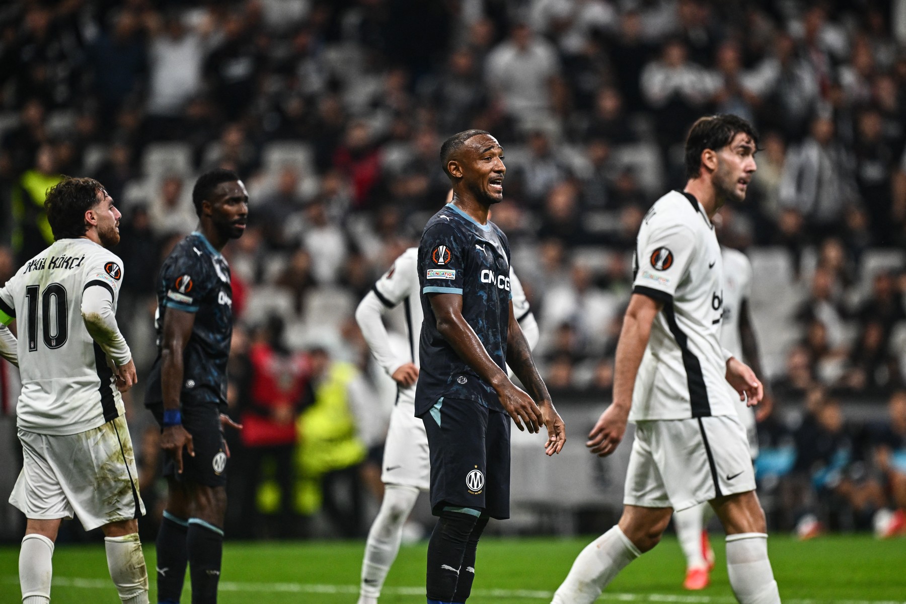 Nota DOI! Francezii l-au făcut ”praf”, după ce Marseille s-a făcut de râs în Europa League: ”S-a prăbușit”