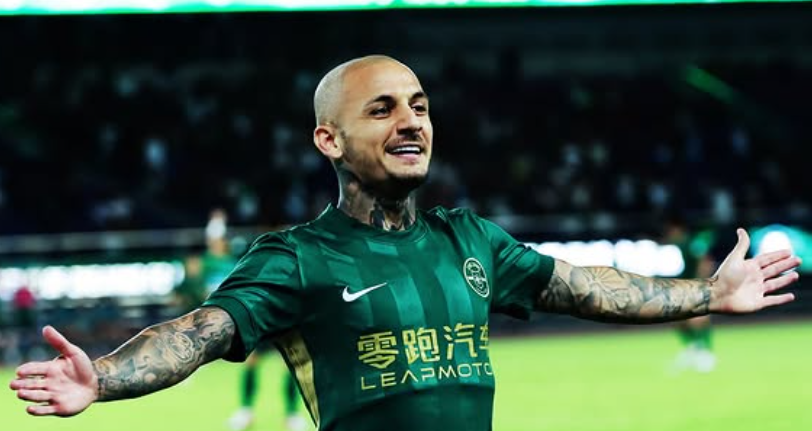 SHOW! Alexandru Mitriță, gol a la Leo Messi în China