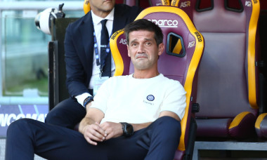 IPA88717894 - Cristian Chivu, coach of Football Club Internazionale Milano, is in action during the 2026–2027 Serie A match between A.S. Roma and F.C. Internazionale Milano at the Stadio Olimpico in Rome, Italy.