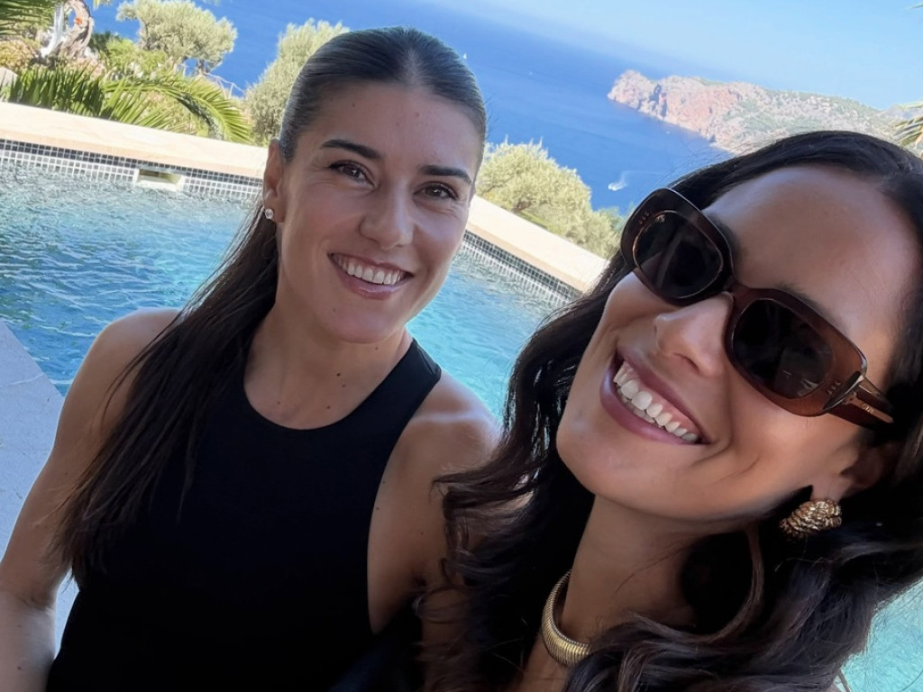 Ana Ivanovic și Sorana Cîrstea, dincolo de teren: imagini rare apărute în social media