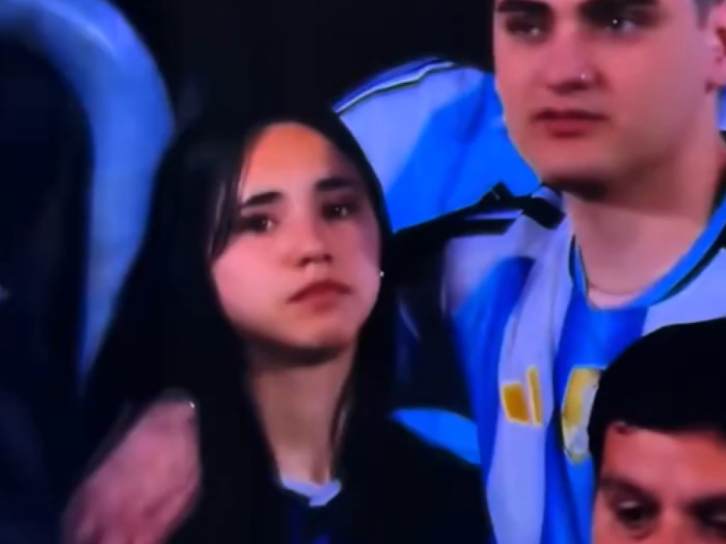 20 de milioane de vizualizări: a văzut că e filmată la retragerea lui Messi și ce a urmat face înconjurul lumii