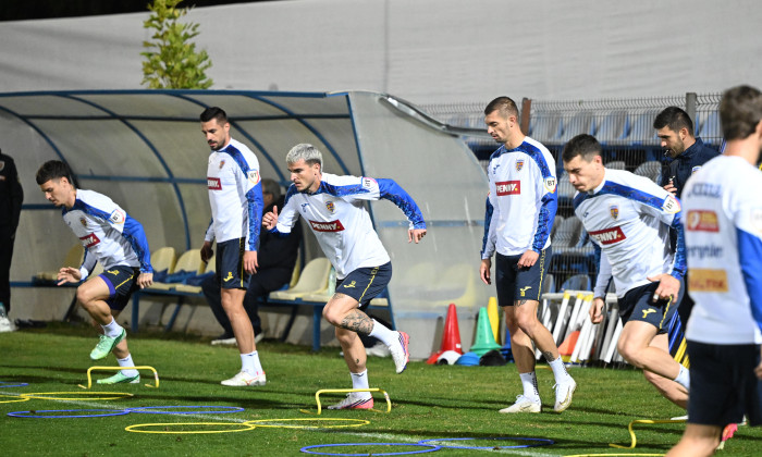 FOTBAL:ANTRENAMENT ROMANIA (4.10.2026)