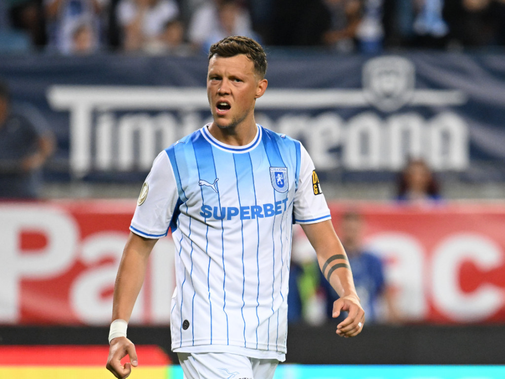 Filipe Coelho a dezvăluit ce se întâmplă cu Adrian Rus! Stoperul nu a mai jucat din vară pentru Craiova
