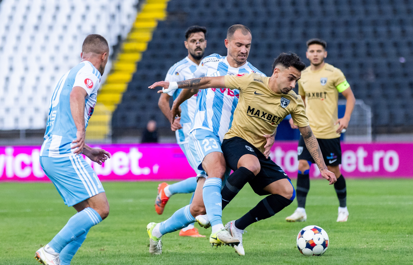 Corvinul - FC Voluntari 3-2. ”Corbii” au câștigat pe final! Meci spectaculos la Petroșani
