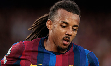 Jules Kounde seen during UEFA Champions League 2026 2027 league phase game between teams of FC Barcelona and Feyenoord Rotterdam (Maciej Rogowski/Ba