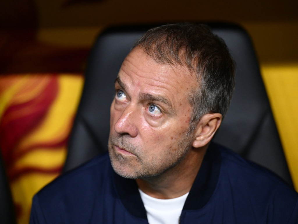 Hansi Flick a explicat decizia care i-a înfuriat pe fanii Barcelonei, după 2-4 cu PSG