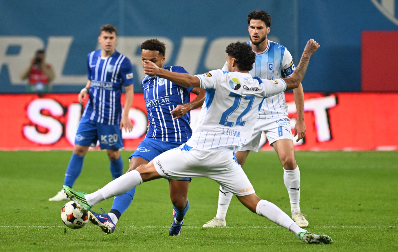 Universitatea Craiova - Farul 2-0. Victorie clară a oltenilor pe ”Ion Oblemenco”!