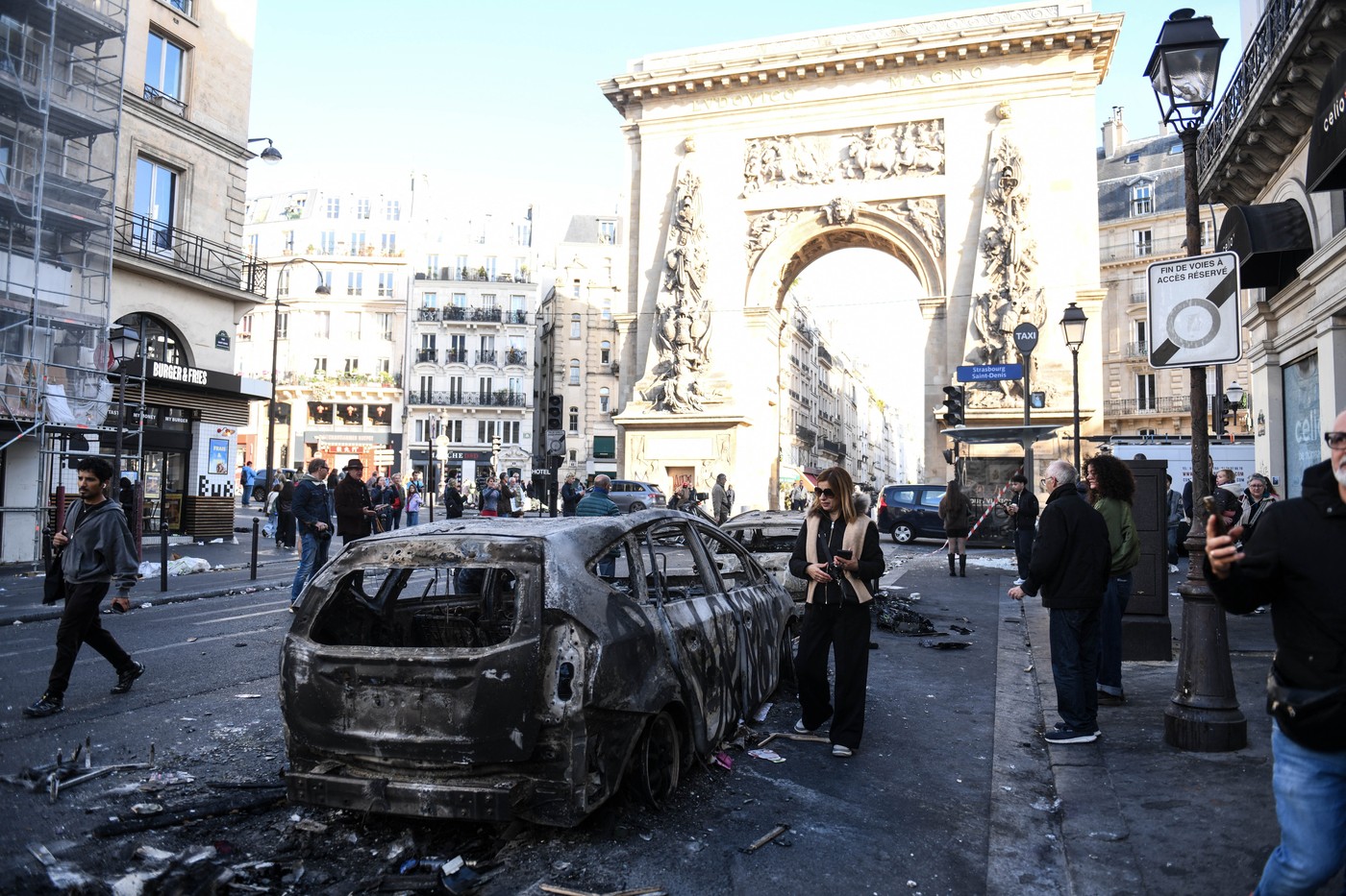 Ministrul de Interne din Franța a făcut anunțul mult așteptat, după protestele violente de la Paris