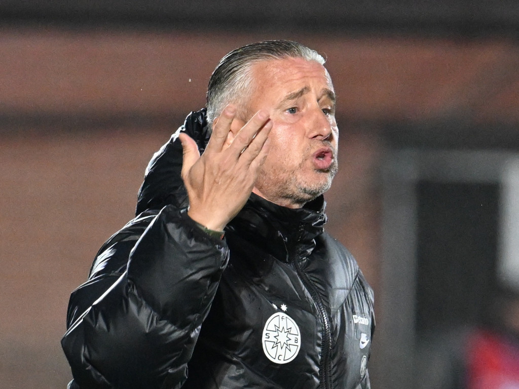 Laurențiu Reghecampf, start identic în toate cele trei mandate de la FCSB! Ce a făcut în 2012 și 2015