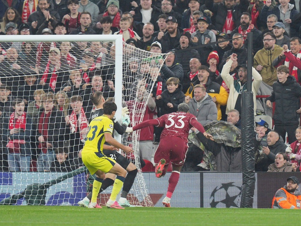 Ce a făcut Ronald Araujo după golul marcat în Liverpool - Villarreal. Fanii au reacționat instant