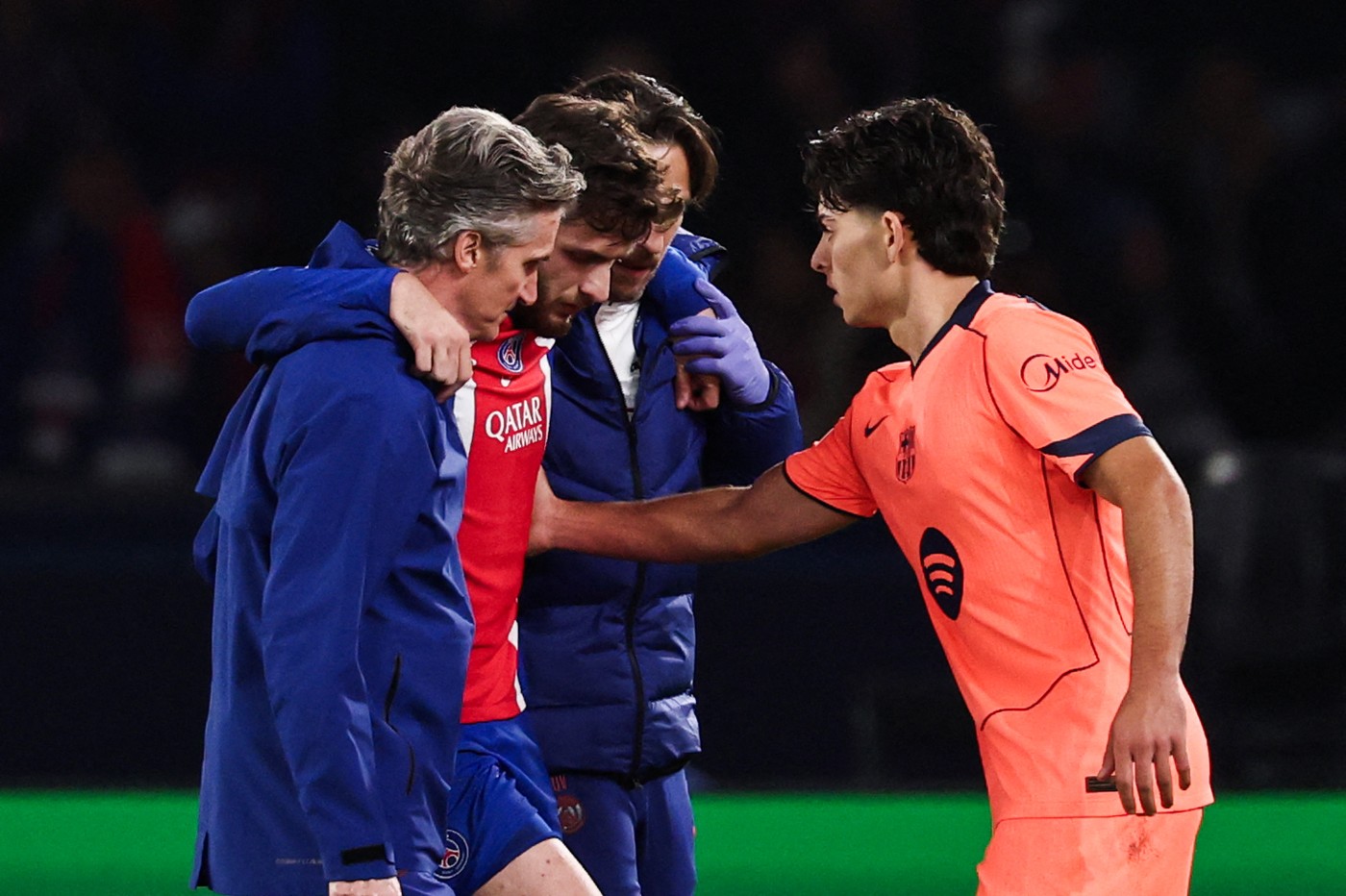 S-a confirmat lovitura: Kvicha Kvaratskhelia și-a rupt ligamentele și e OUT tot sezonul de la PSG