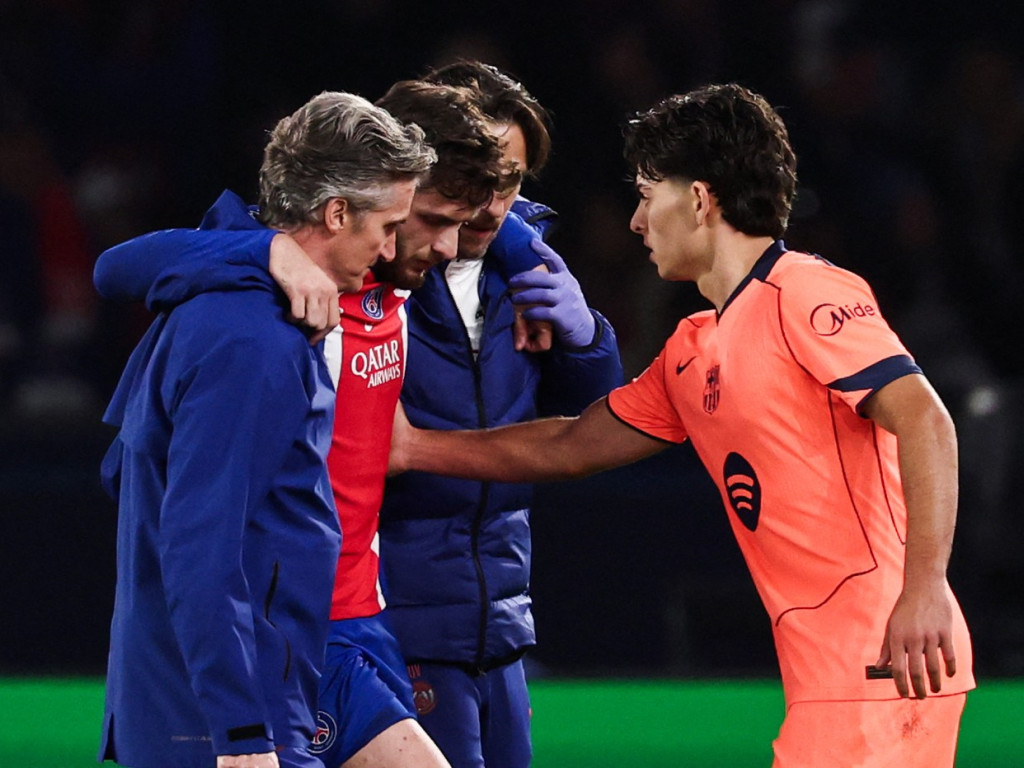 S-a confirmat lovitura: Kvicha Kvaratskhelia și-a rupt ligamentele și e OUT tot sezonul de la PSG