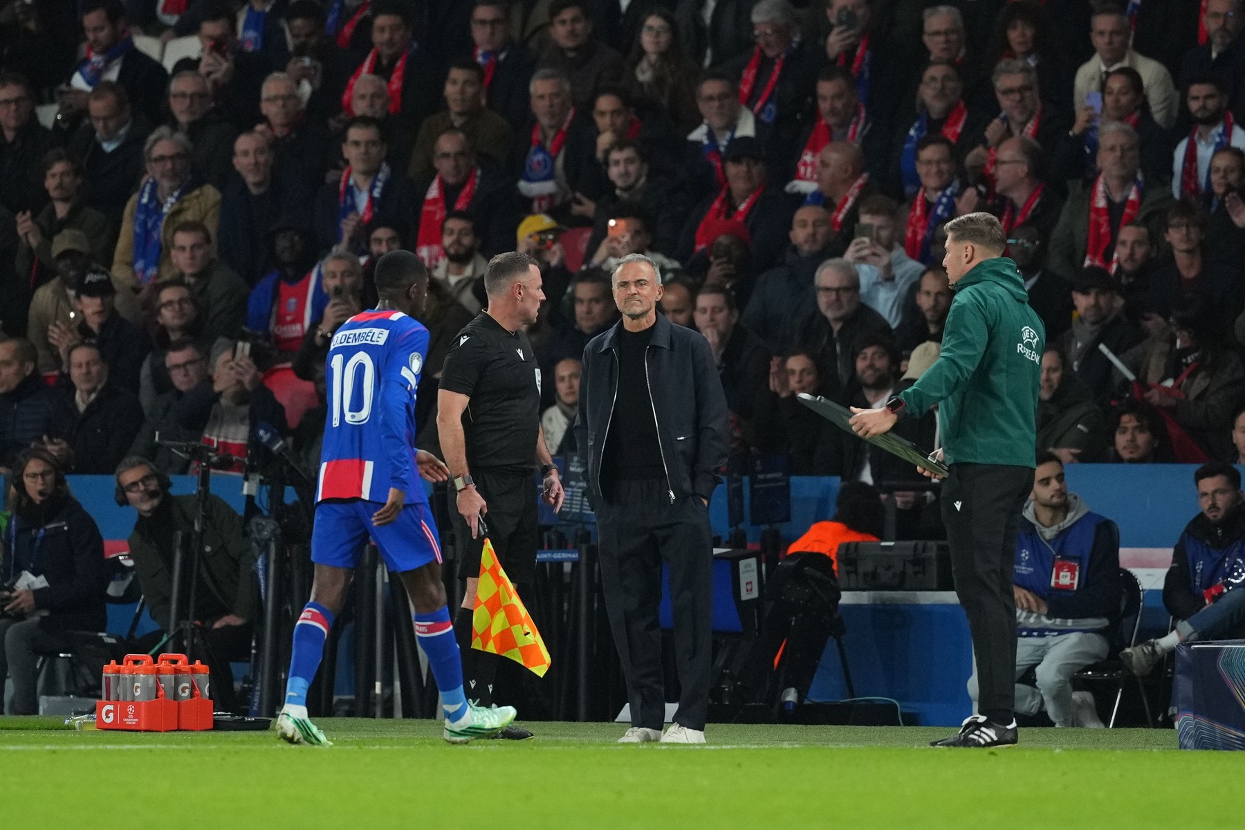 Lovitură după lovitură: PSG a pierdut trei titulari după meciul cu Barcelona!
