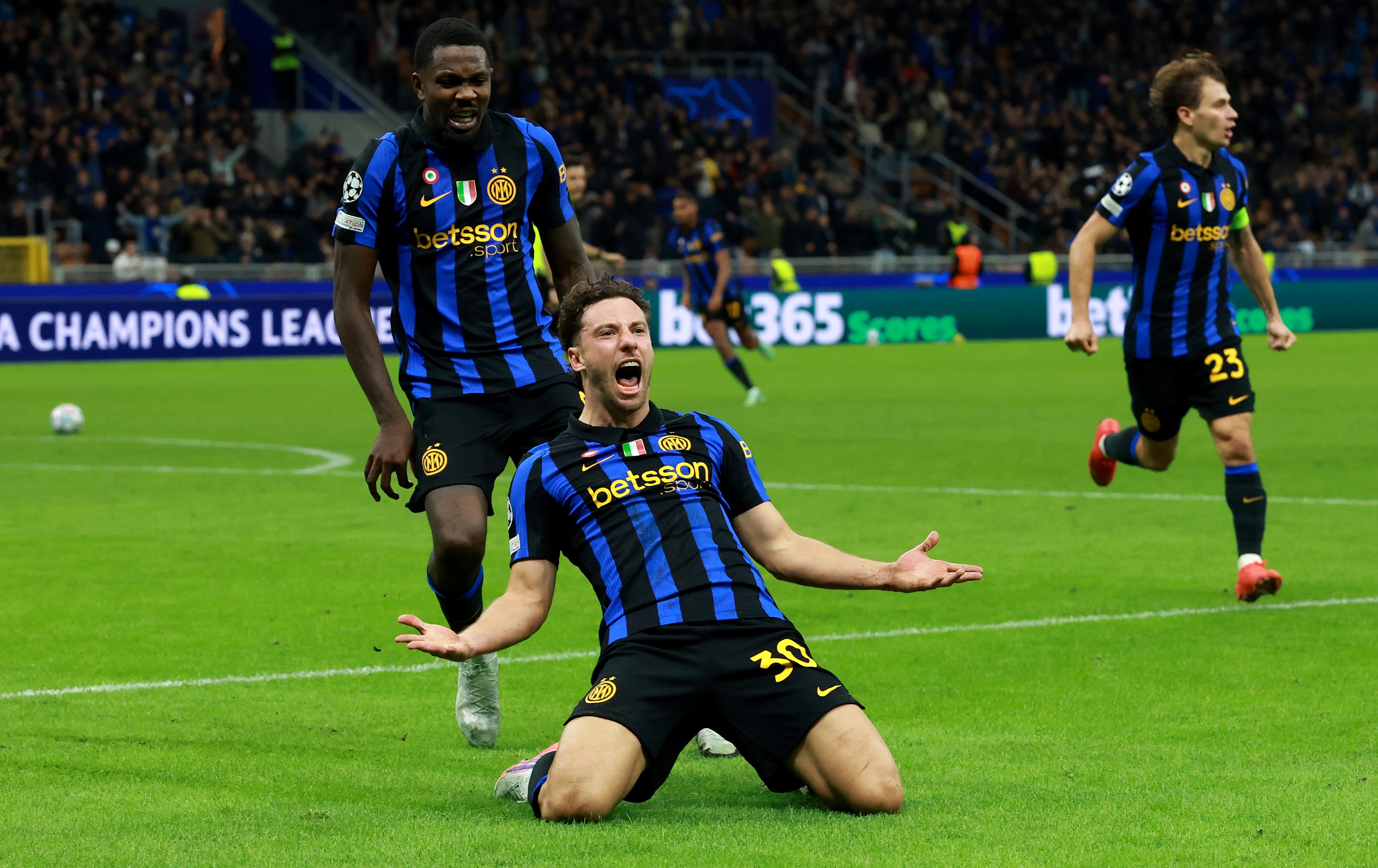 Inter - Șahtior Donețk 1-0. Dramatic! Chivu a luat primele trei puncte din UCL în zece oameni