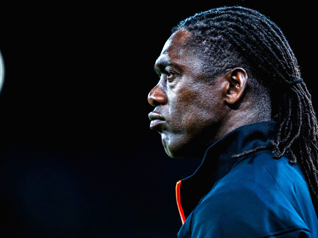 Derapaj! O legendă l-a jignit în direct la TV pe Clarence Seedorf: "Un adevărat idiot"