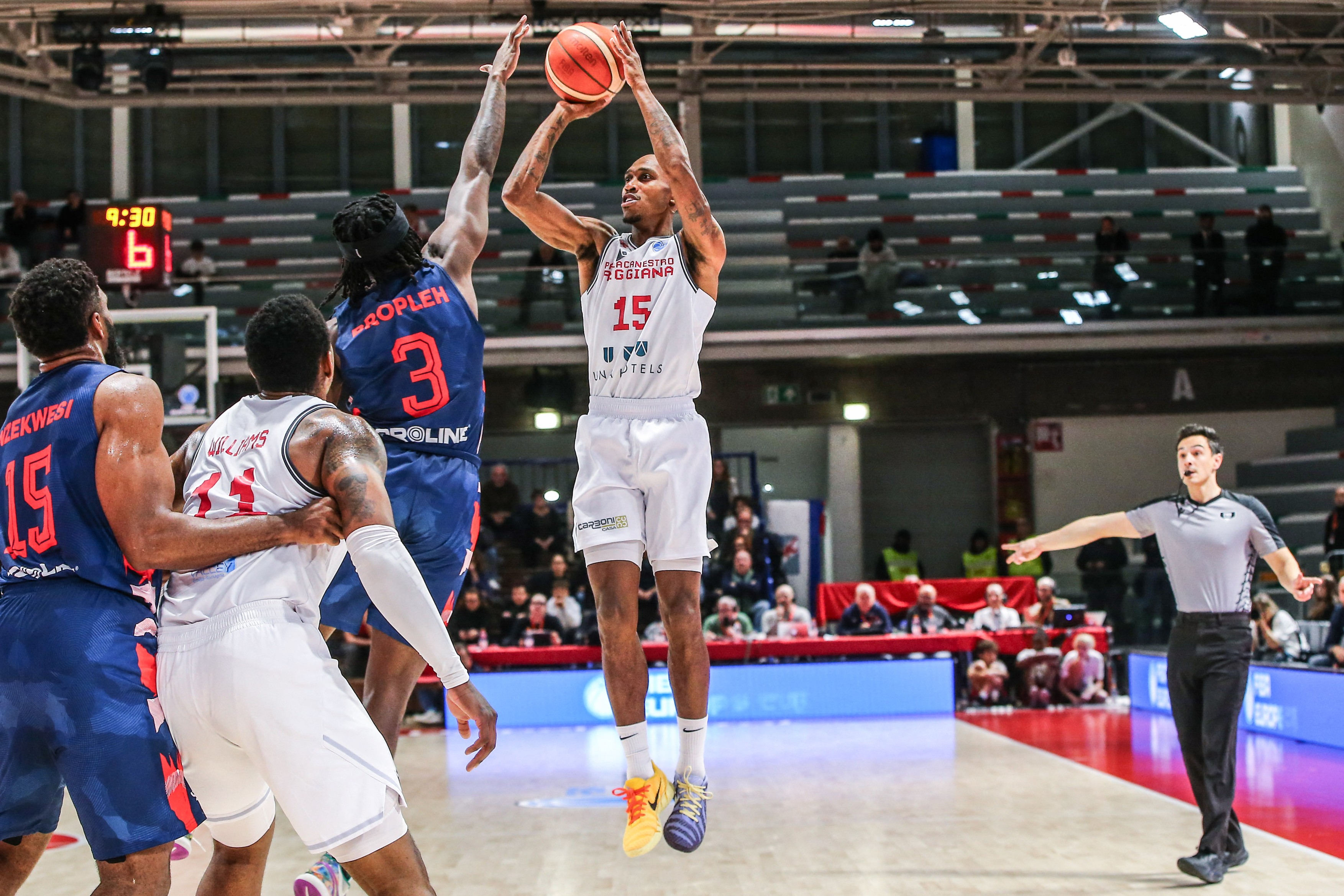 CSM CSU Oradea a obținut a doua victorie în FIBA Europe Cup. U-BT Cluj, învinsă de London Lions în EuroCup