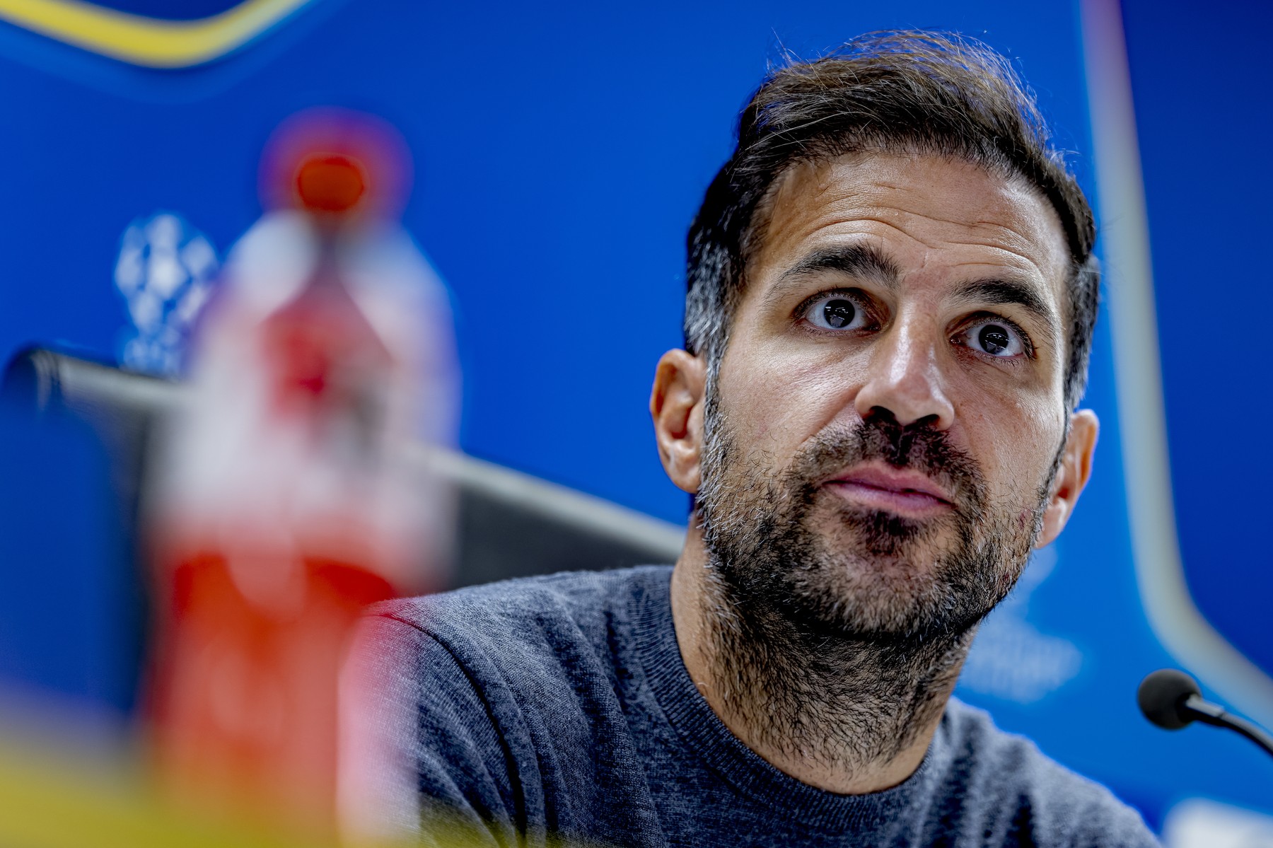 Cesc Fabregas s-a enervat, după marea victorie cu Manchester United: ”De ce? Spune-mi, de ce?”