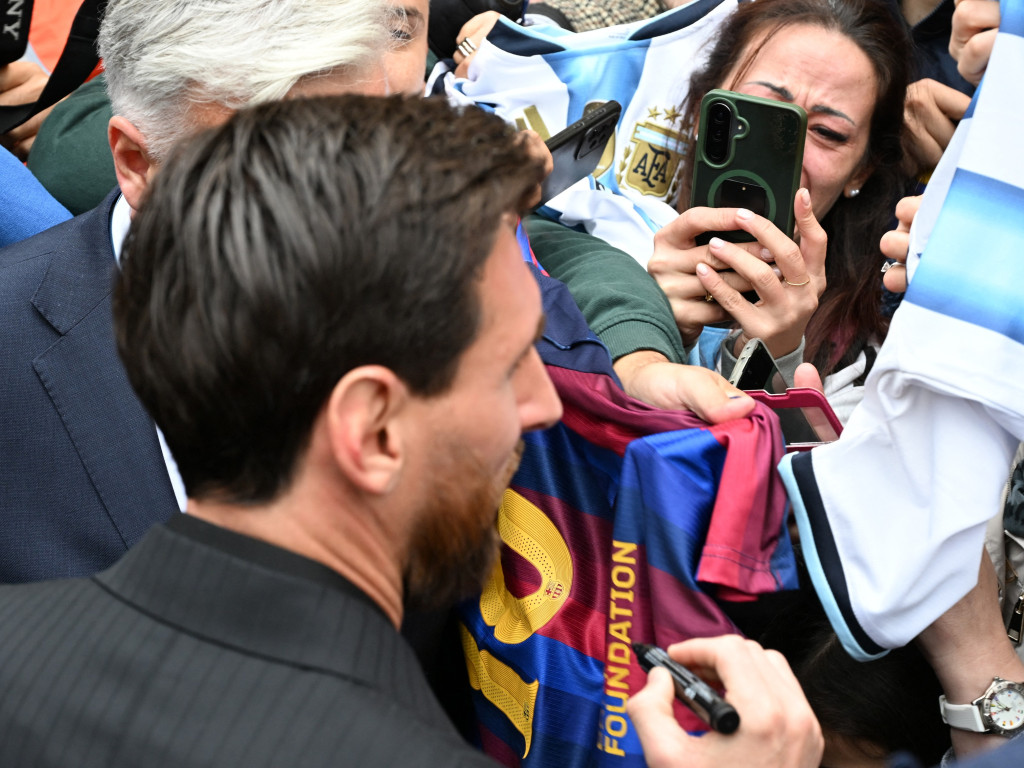 ”Nebunie”! Leo Messi a ajuns în Spania