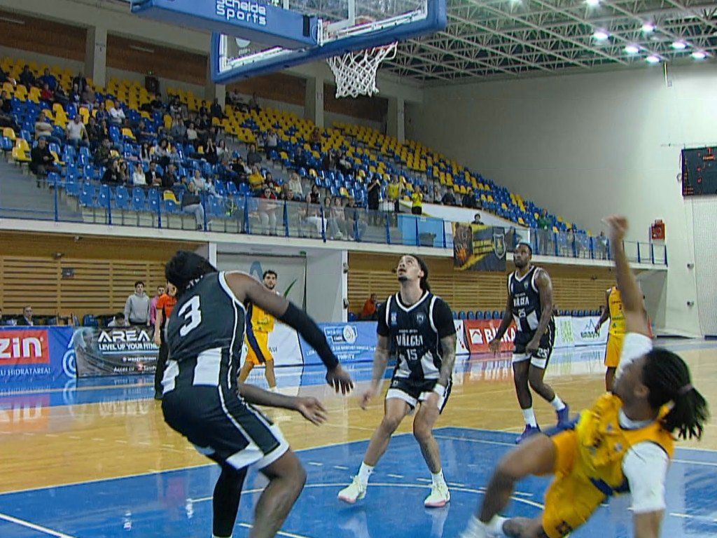 CSM Corona Brașov - CS Vâlcea 1924 Râmnicu Vâlcea 80 - 81. Victorie dramatică în ultimele secunde