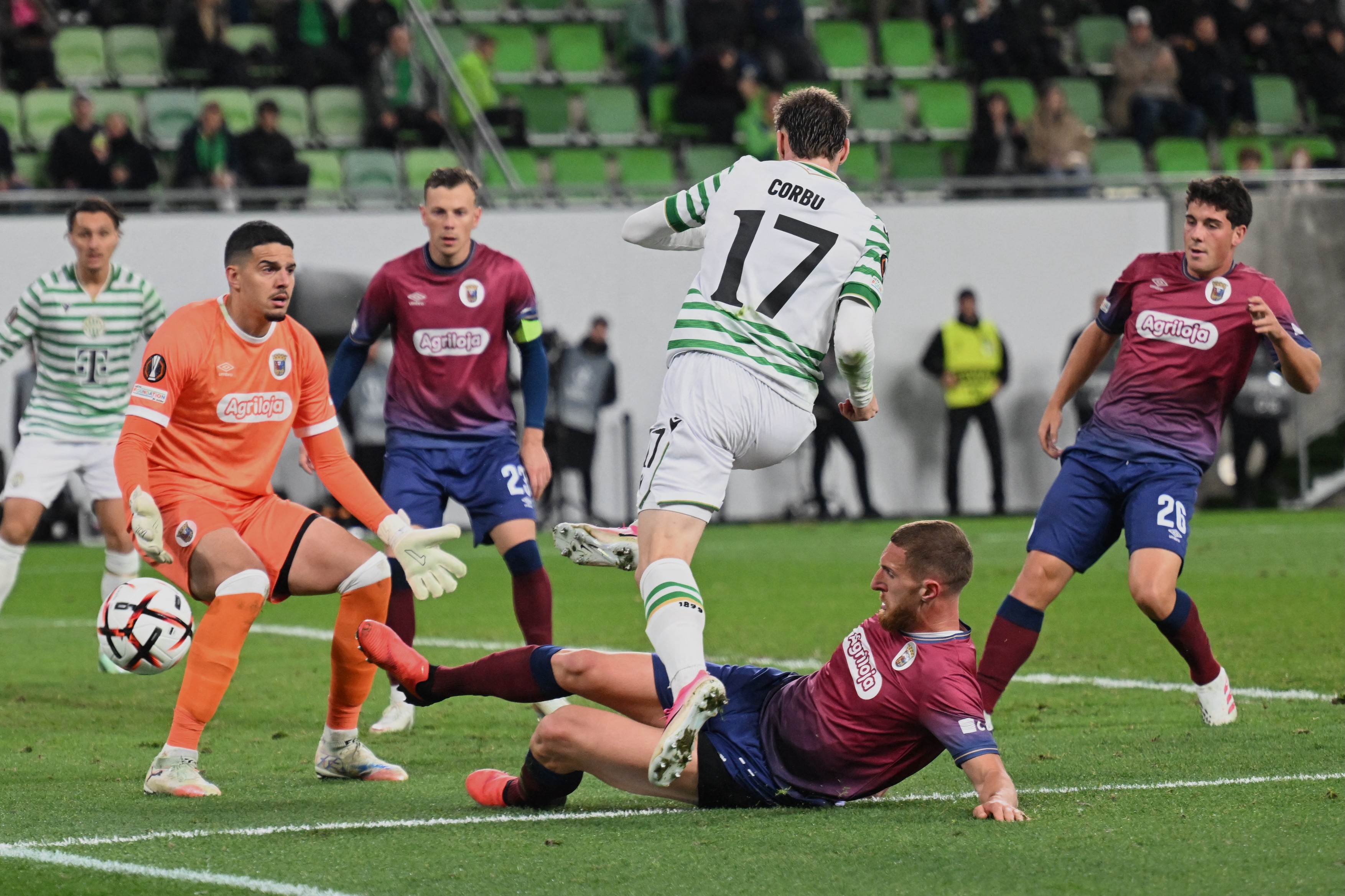 Ungurii, de neoprit în Europa League! Au câștigat cu 4-1: nota lui Marius Corbu