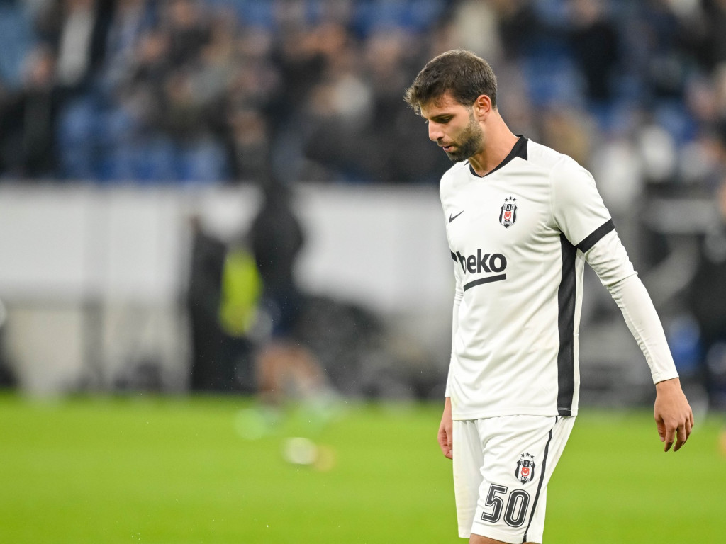 Umit Akdag a văzut direct cartonașul ROȘU în Europa League: ”Greșeală de începător”. Nota primită