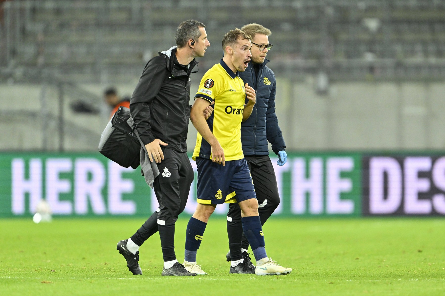 Belgienii s-au convins de Darius Olaru, după ce a rezistat pe teren doar 30 de minute în Europa League