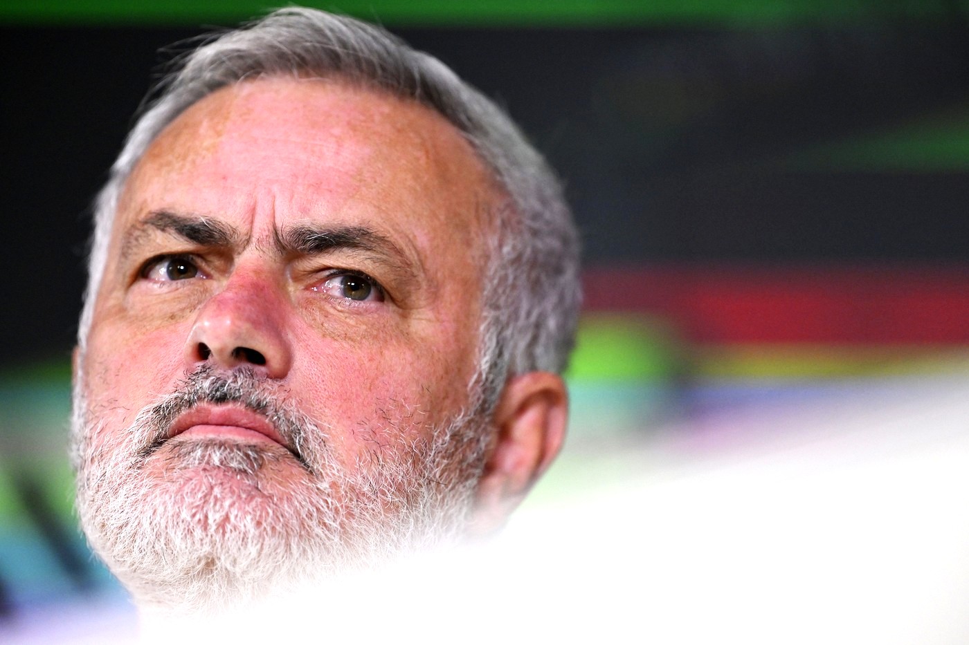 Imagine Stire Jose Mourinho n-a rezistat înainte de Barcelona - Real Madrid: ”Ești deștept, dar eu nu sunt prost!” | 2review.ro