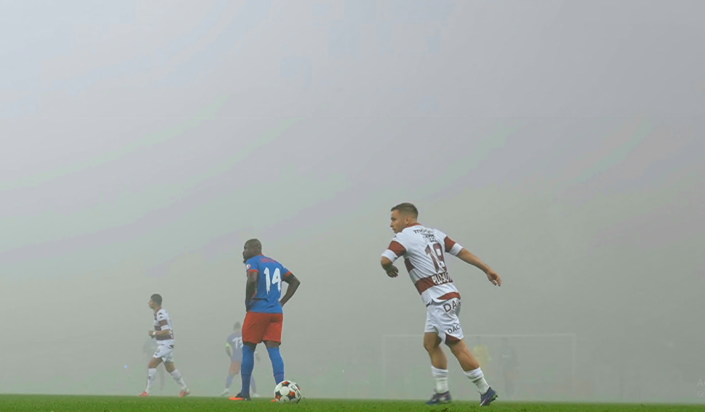 Imagine Stire FCSB - Rapid, întrerupt după doar 6 minute | 2review.ro