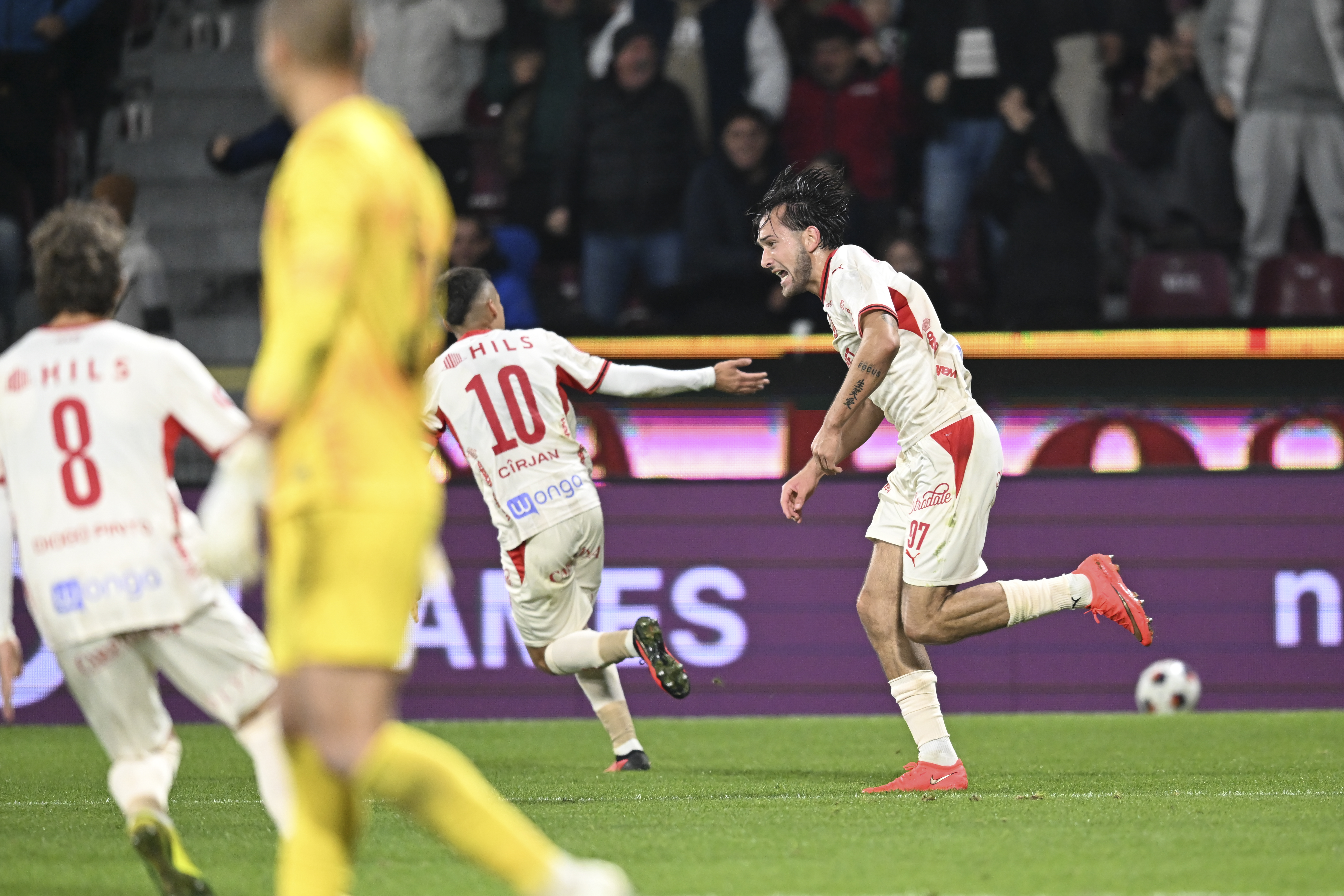 Imagine Stire Dinamo, revenire de la 0-2 cu CFR Cluj! | 2review.ro