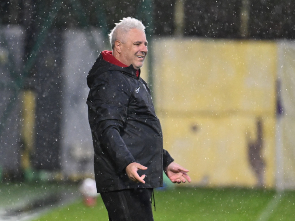Marius Șumudică n-a mai răbdat: ”Opriți-vă! La meciul Rapidului, un stadion întreg a auzit”