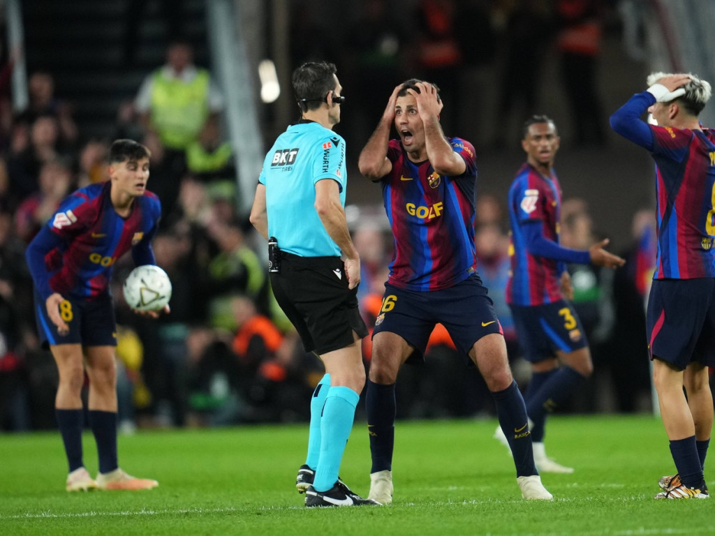 Dat ca și plecat, a intrat neașteptat în Barcelona - Real Madrid și a fost cel mai slab de pe teren