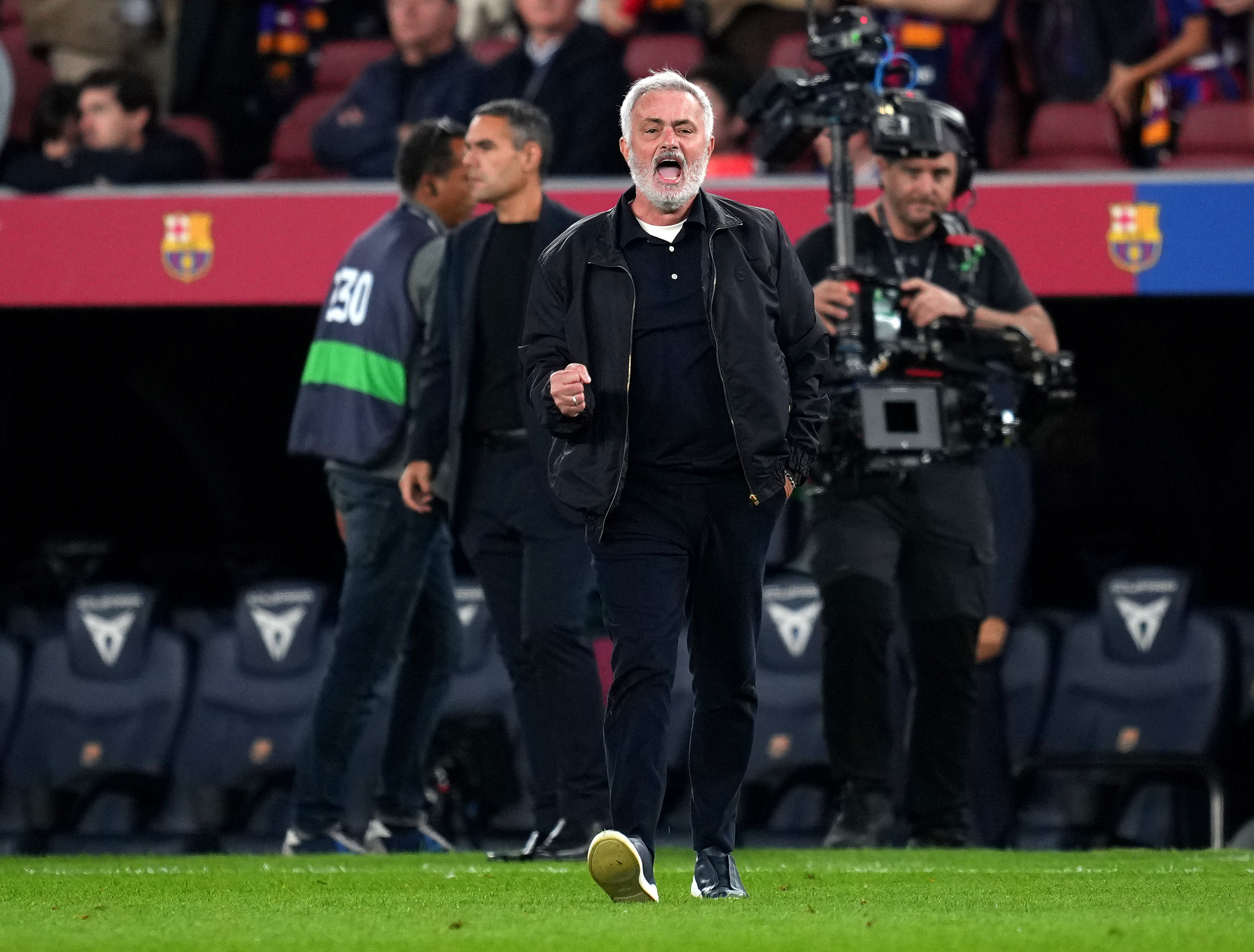 Mourinho i-a certat pe jurnaliști, imediat după Barcelona - Real Madrid: ”Niciunul”. Pe cine a lăudat: ”Incredibil”