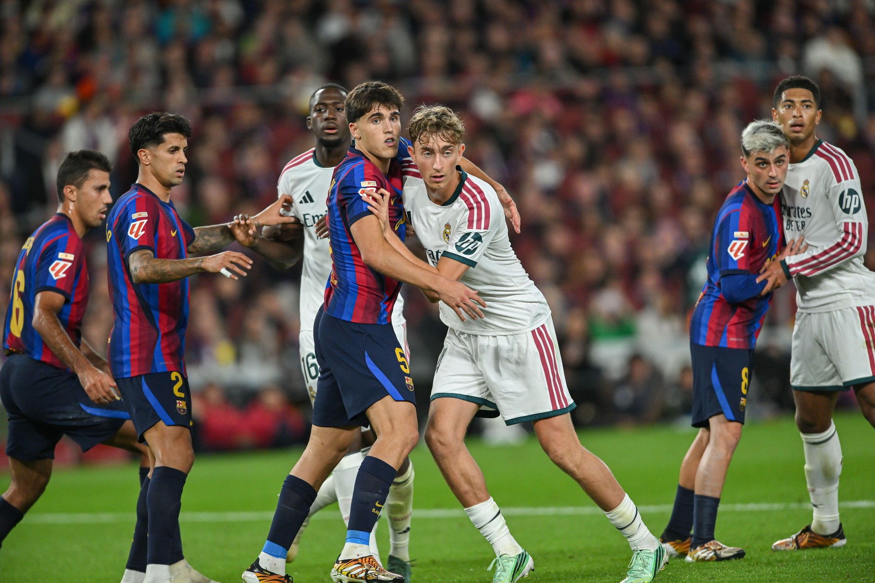 Imagine Stire Statisticienii sunt siguri: ea este marea favorită la câștigarea titlului în Spania, după El Clasico | 2review.ro