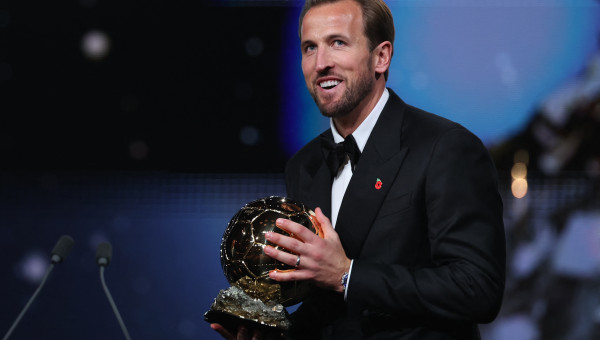 N-a uitat! Harry Kane a pronunțat un nume după ce a câștigat Balonul de Aur 2026, iar toată sala a aplaudat
