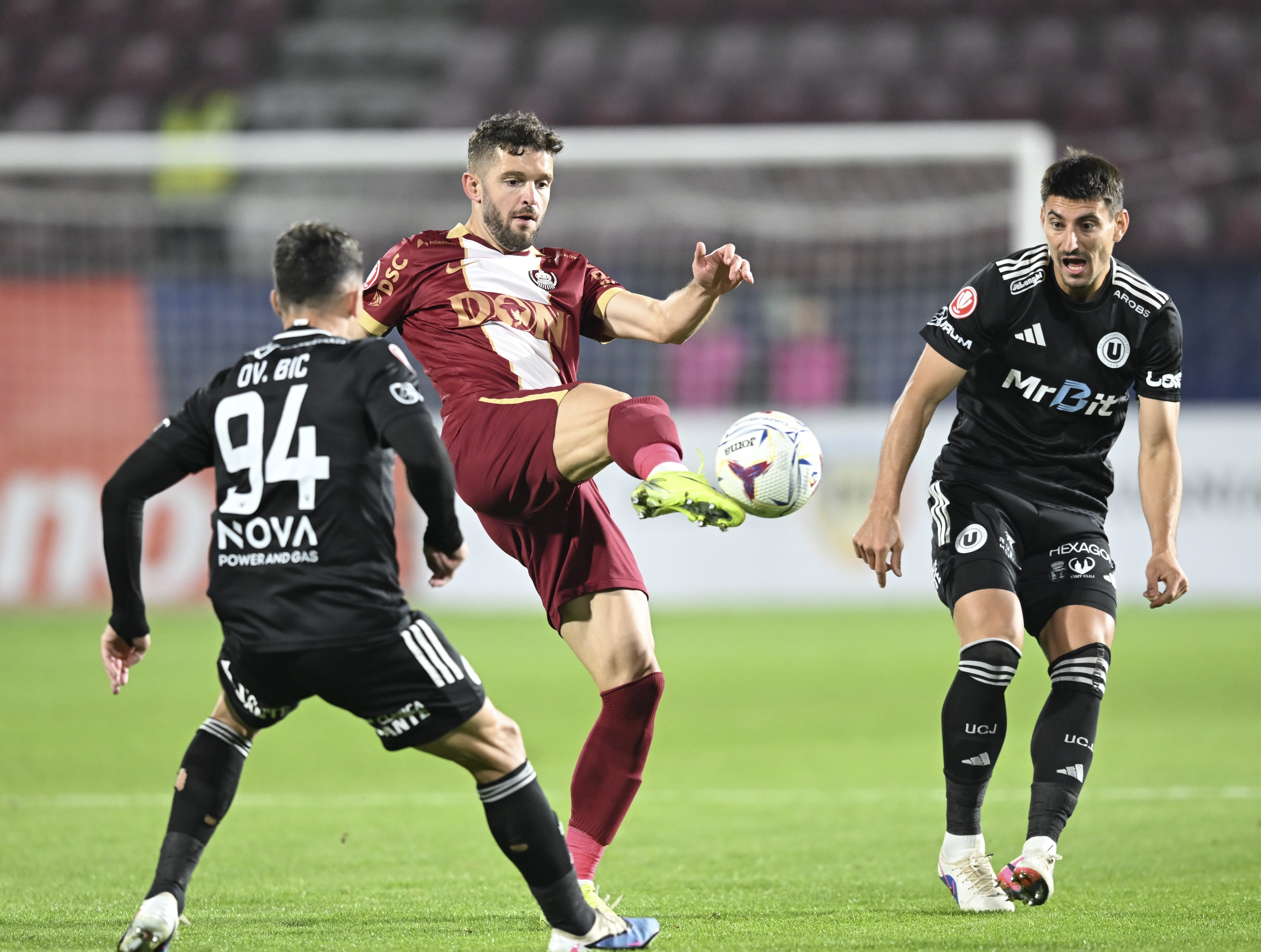 Experții Digi Sport, după prima repriză dintre CFR - ”U” Cluj: ”Nu are cu cine” / ”Are forța să revină”