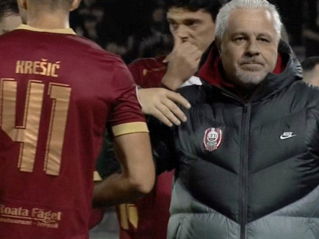 Scandal la CFR - ”U” Cluj: Marius Șumudică le-a cerut jucătorilor să părăsească terenul