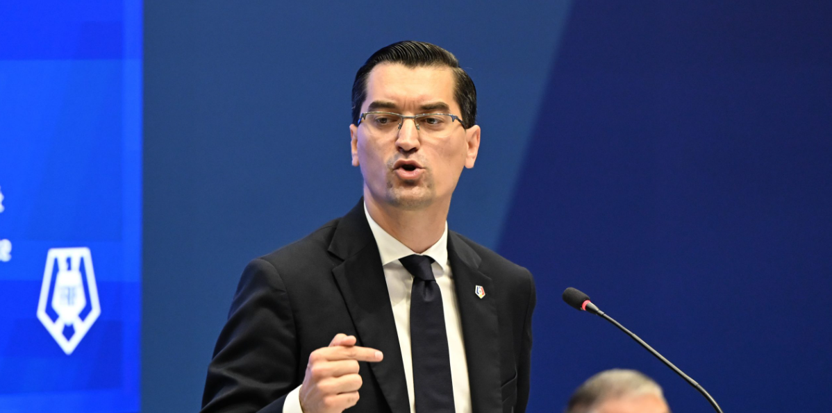 Imagine Stire LEquipe l-a numit pe Răzvan Burleanu printre posibilii contracandidați ai lui Infantino la președinția FIFA | 2review.ro