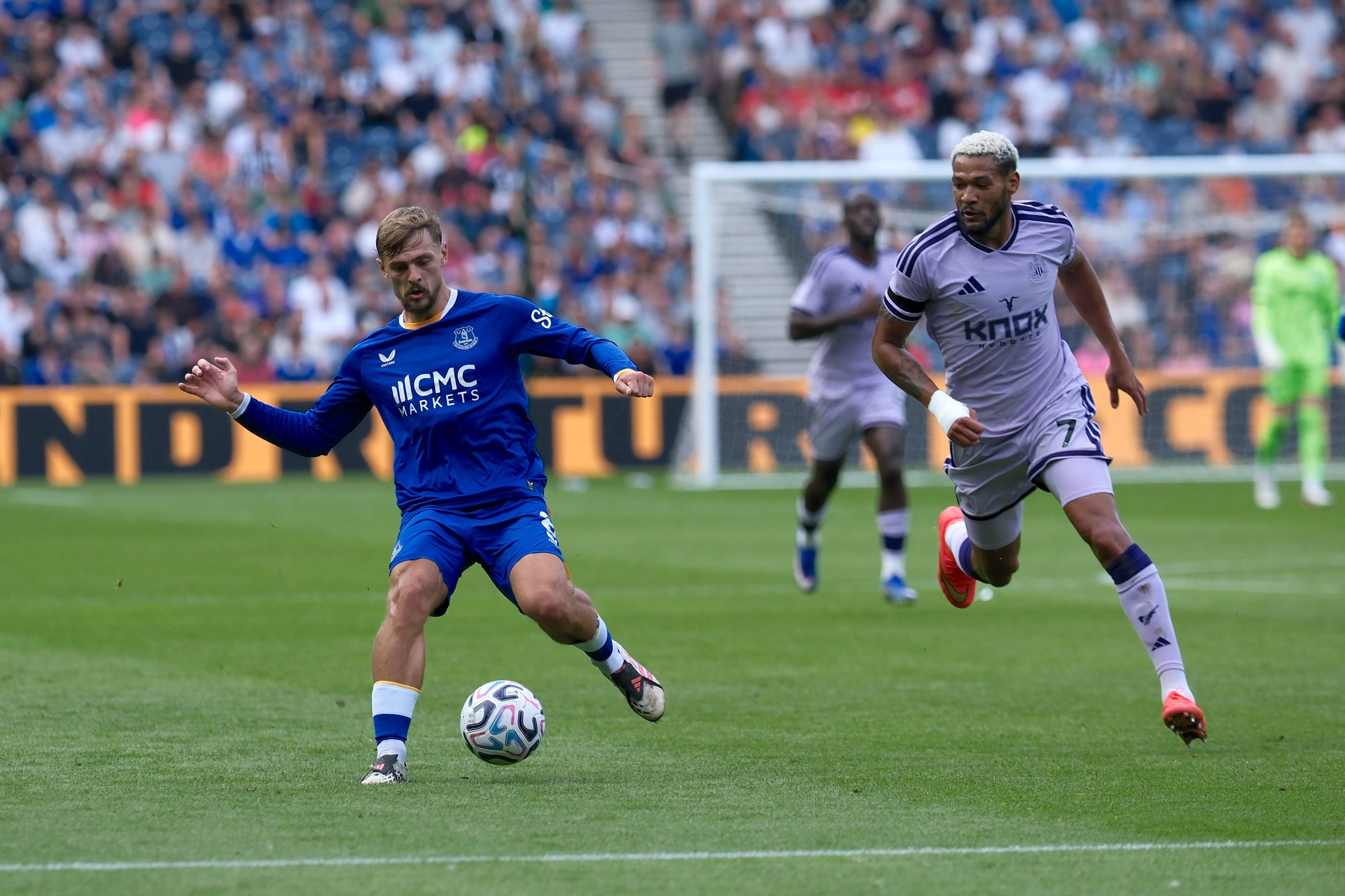 Imagine Stire Everton - Newcastle, ora 21:45, Digi Sport 4. Câștigătoarea o va înfrunta pe revelația din Cupa Ligii, Fleetwood | 2review.ro