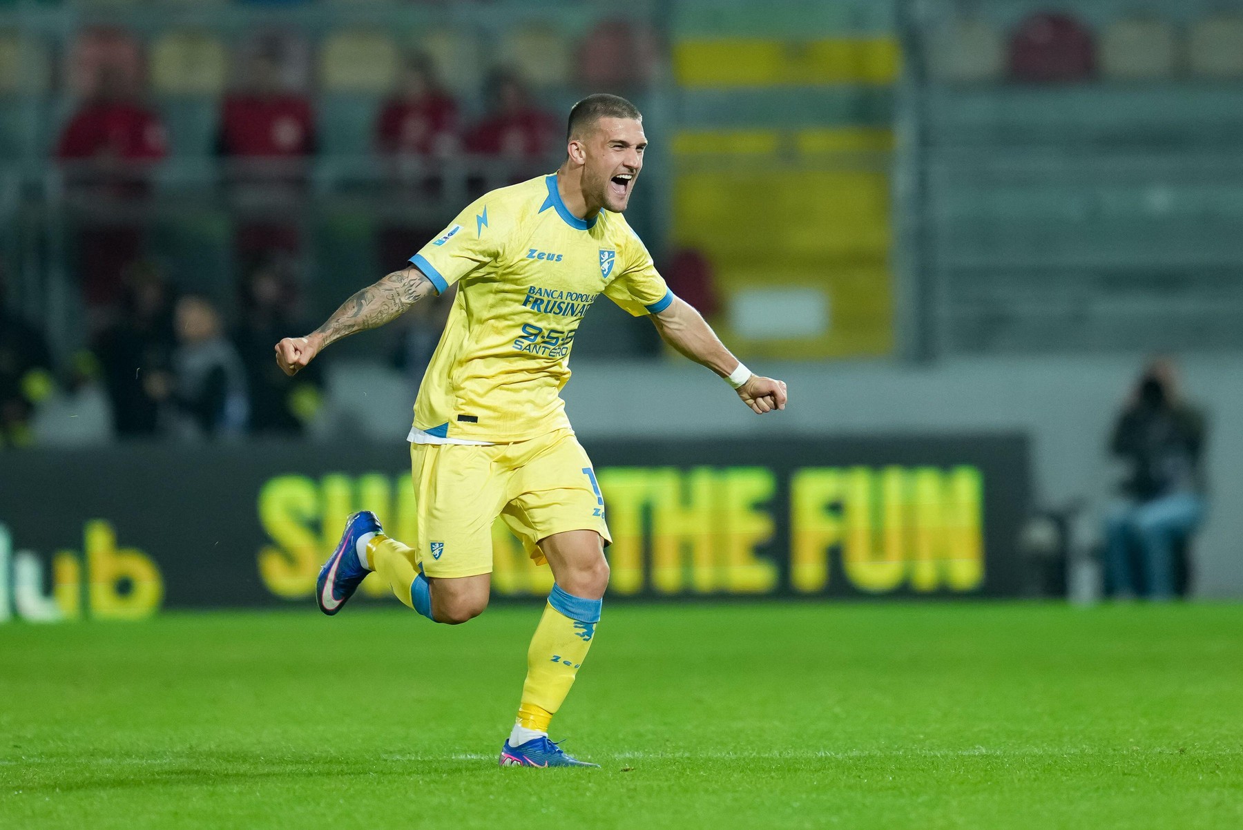 Imagine Stire Daniel Bîrligea a dat declarația serii, după ce a marcat primele goluri în Serie A: ”Ne omoară în fiecare zi” | 2review.ro