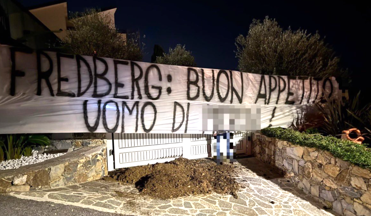Imagine Stire Scandal imens în Italia! Ultrașii unui club de tradiție s-au dus acasă la patron și au recurs la un gest extrem | 2review.ro