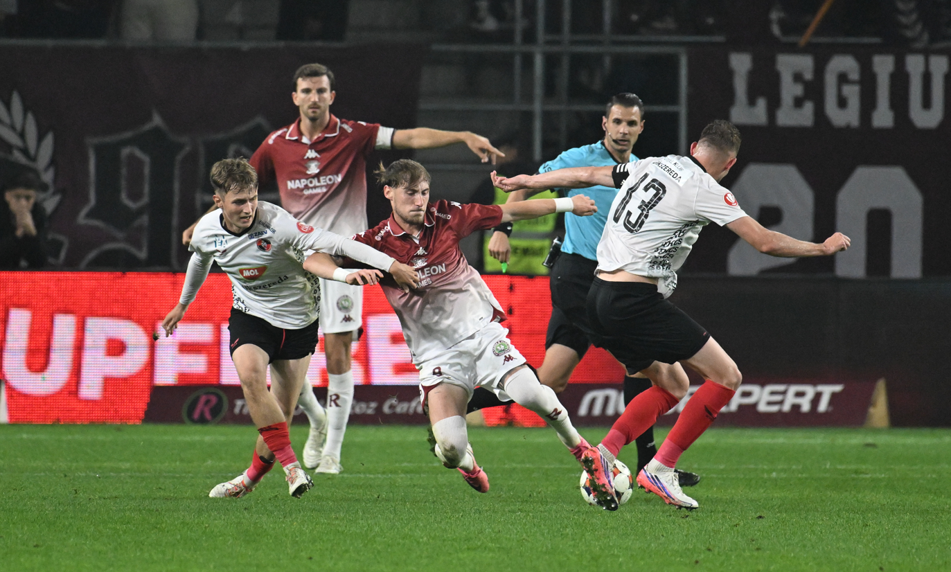 Imagine Stire Rapid - Csikszereda 2-0, ACUM, pe Digi Sport 1. GOOOL! Alex Dobre a marcat din penalty | 2review.ro