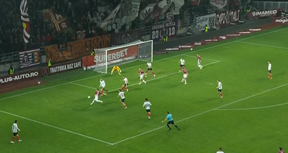Imagine Stire Ce reușită! Dina Grameni, gol superb în poarta lui Csikszereda | 2review.ro