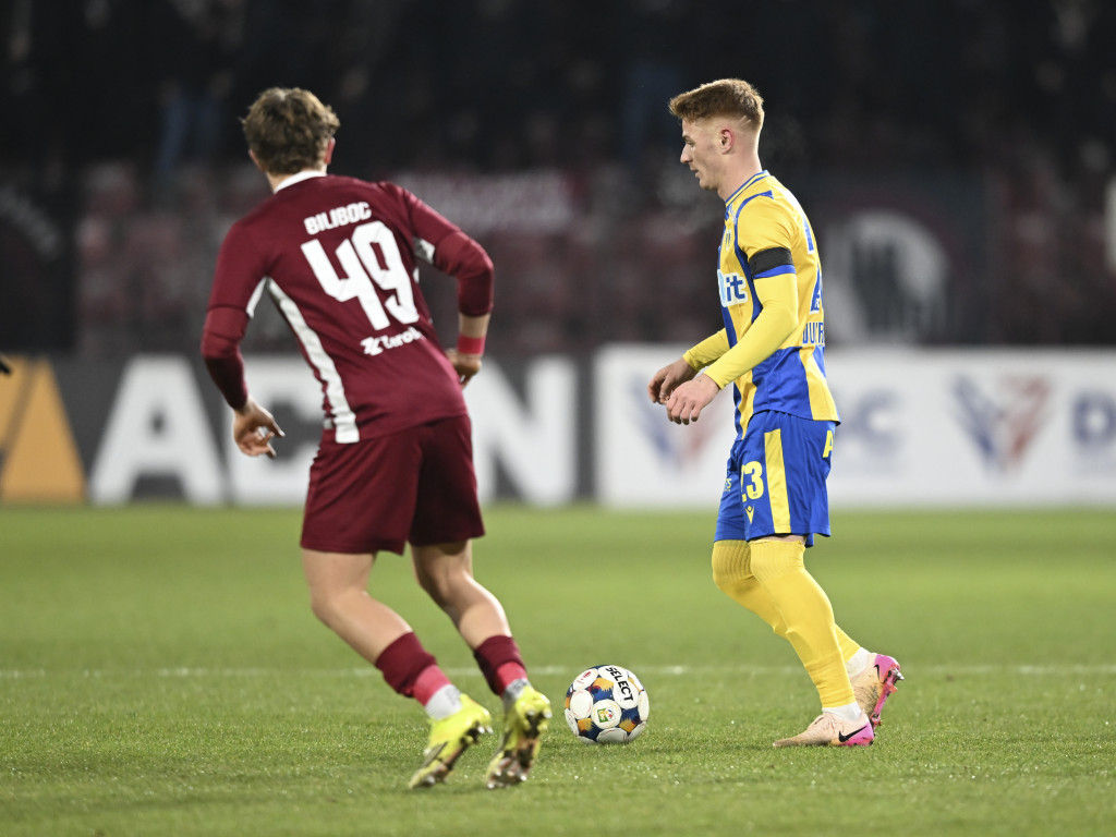 Petrolul - CFR Cluj, LIVE VIDEO, sâmbătă, 31 octombrie, 19:00, DGS 1. Continuă lupta pentru play-off pentru Marius Șumudică