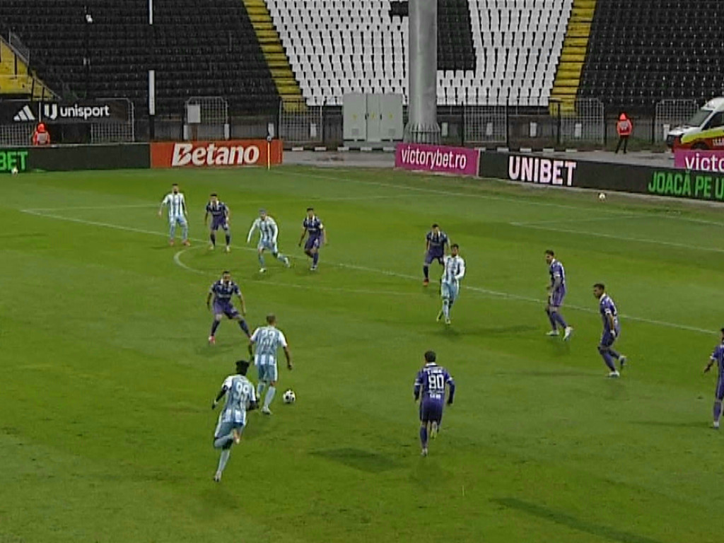 Corvinul - FC Argeș 0-0, ACUM, pe Digi Sport 1. Situație dificilă la ambele echipe. Ultima dată s-au întâlnit în Liga 2