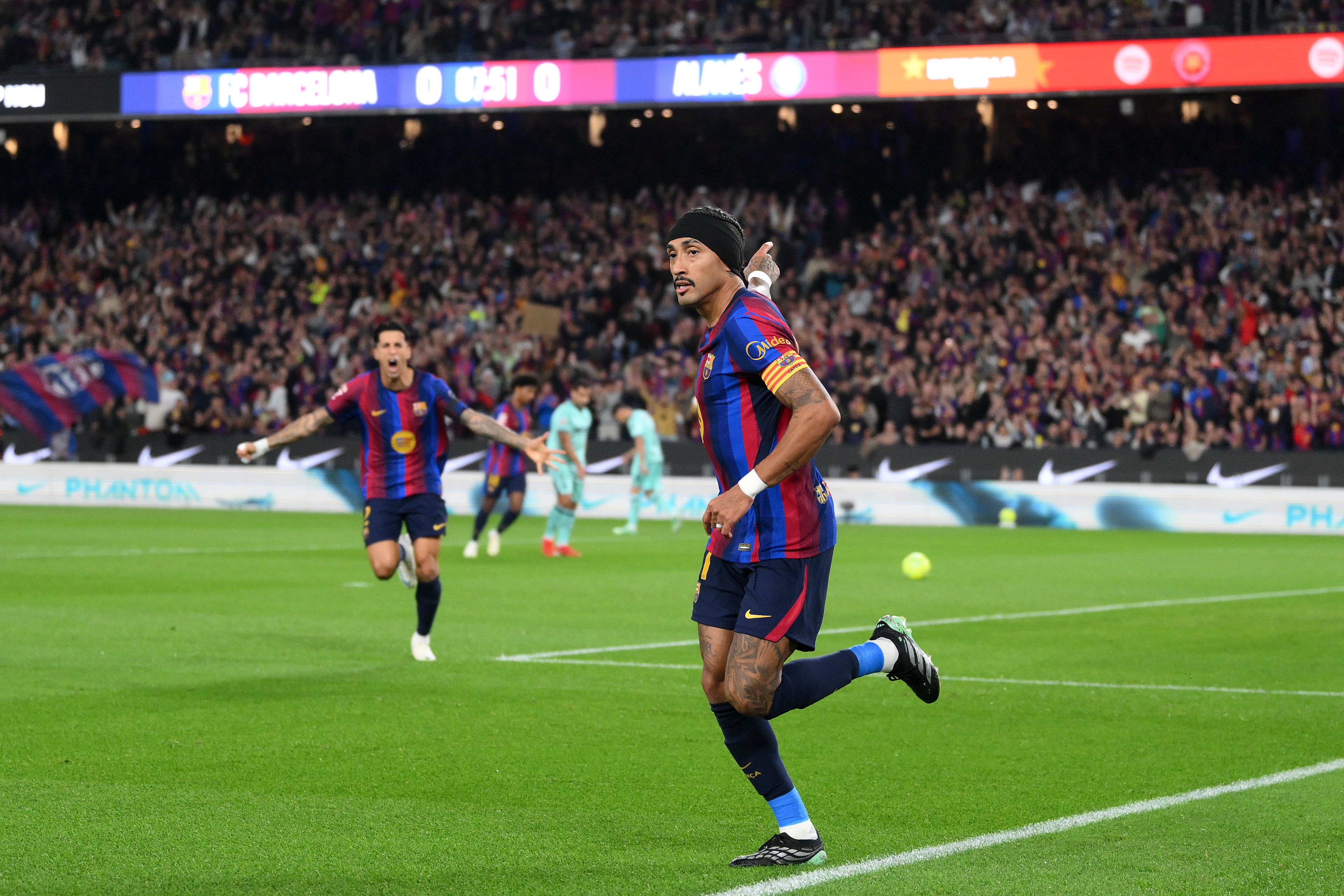 Barcelona - Alaves 4-0, ACUM, pe Digi Sport 2. Catalanii fac show: Lamine Yamal a înscris și el