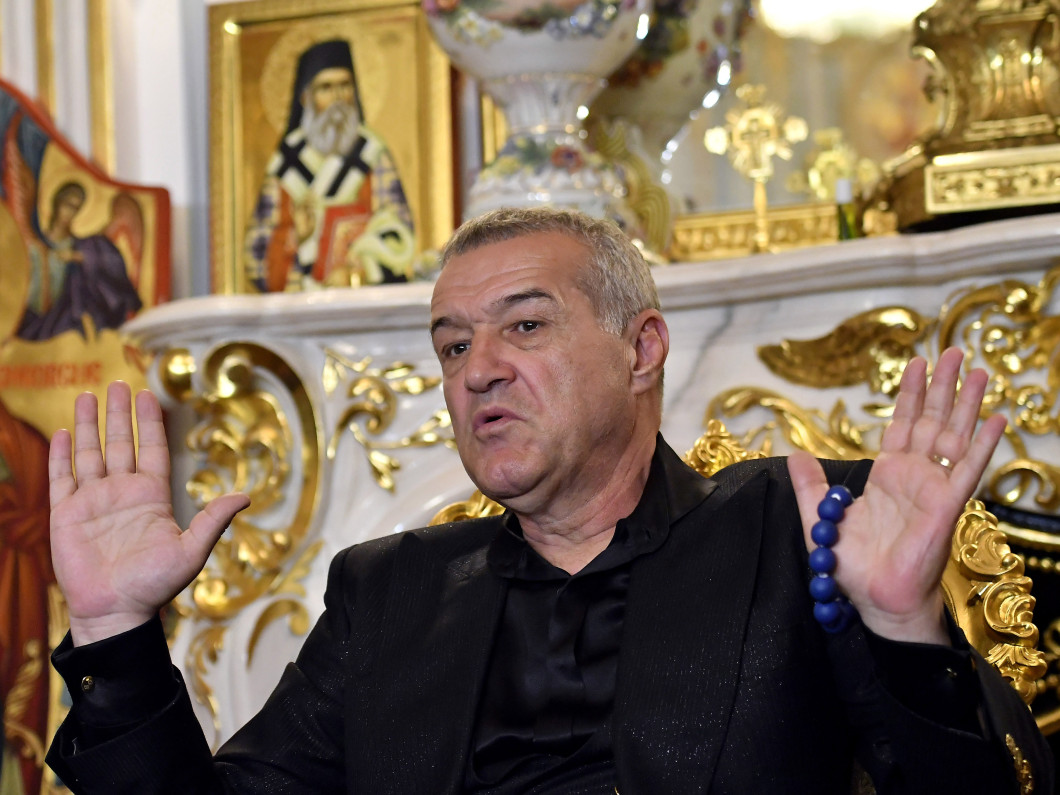 FOTBAL:PREZENTARE BOGDAN ANDONE LA FCSB (5.06.2019)