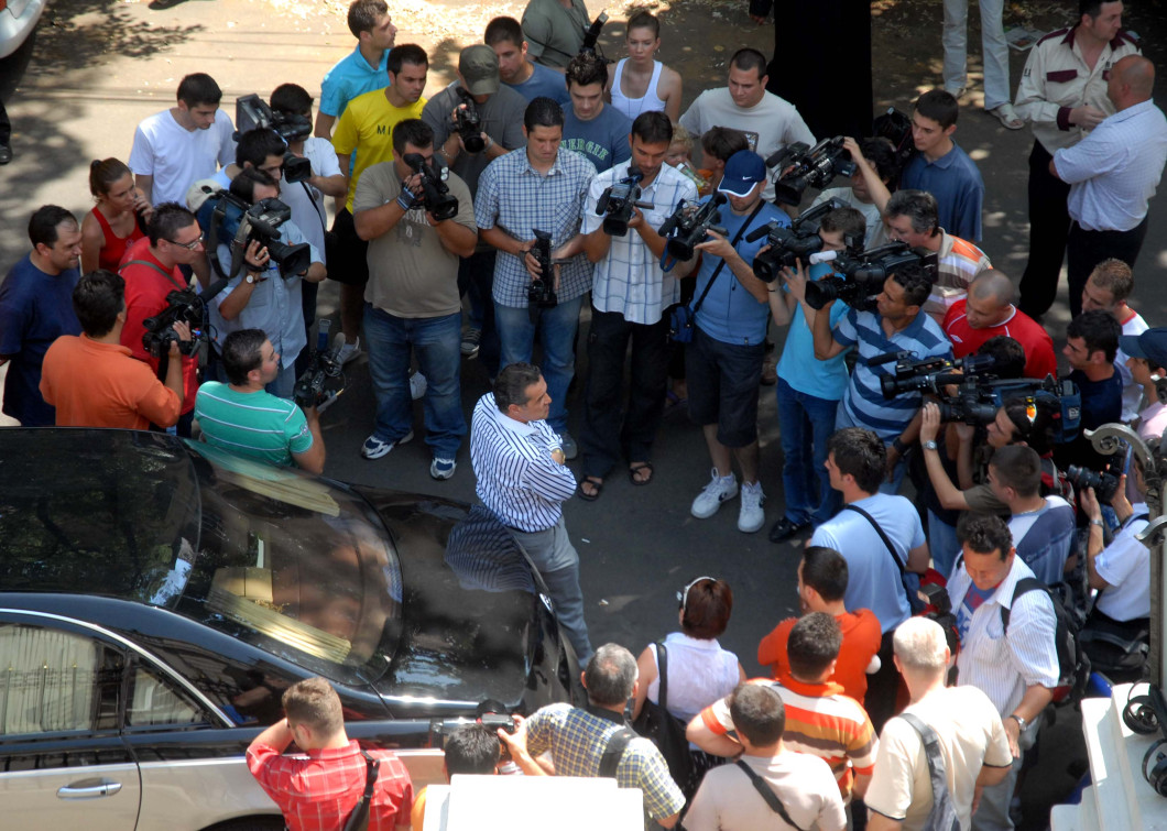 FOTBAL:CONFERINTA DE PRESA GHEORGHE HAGI,GEORGE BECALI SI INTALNIRE CU ECHIPA STEAUA BUCURESTI (25.07.2007)