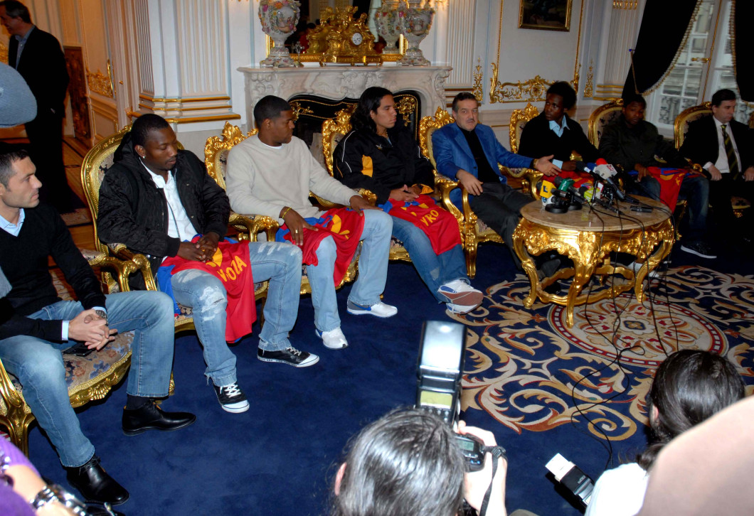 FOTBAL:PREZENTARE NOI ACHIZITII STEAUA BUCURESTI (23.01.2008)